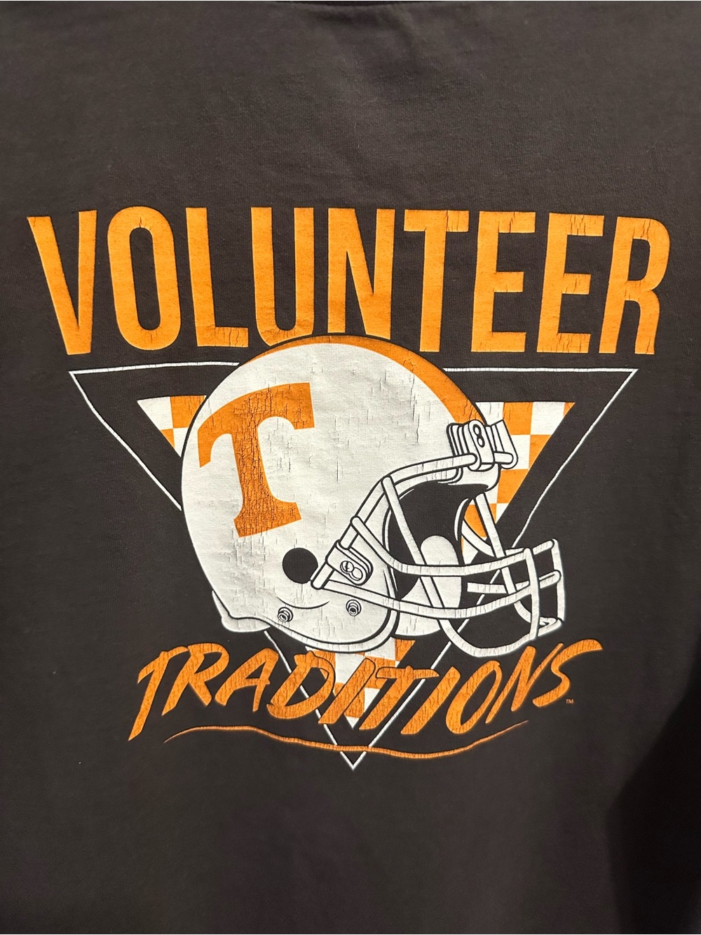 Volunteer Pocket Long-Sleeve Tee - Black - Picture 4 of 5